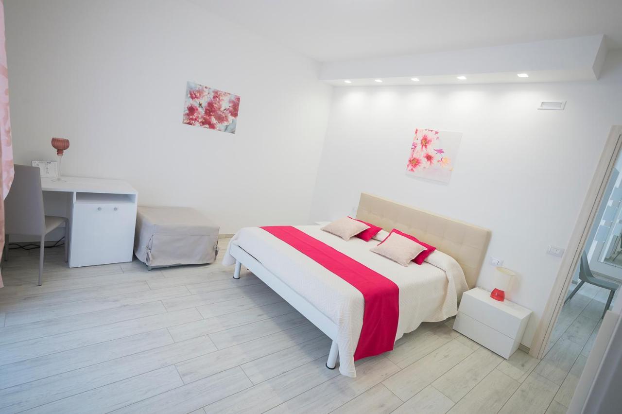 Bed and Breakfast Pineta Del Mare Альба-Адриатика Экстерьер фото